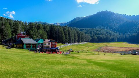 The Himachal Heritage Tour: Dalhousie & The Land of the Dalai Lama